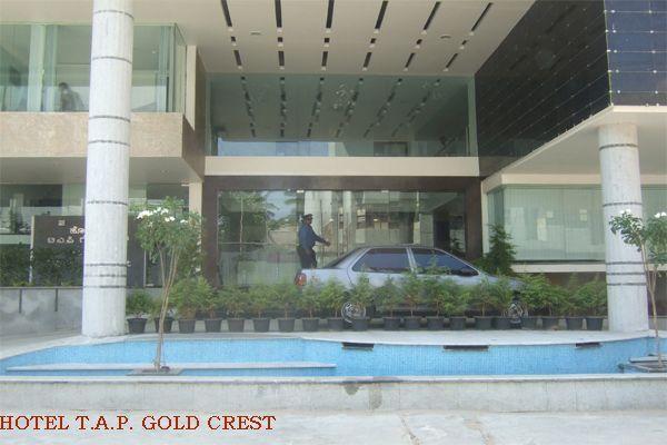 Hotel T.A.P. Gold Crest Бангалор Экстерьер фото